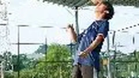 黄轩深夜助女生，女友紧随其后亮相